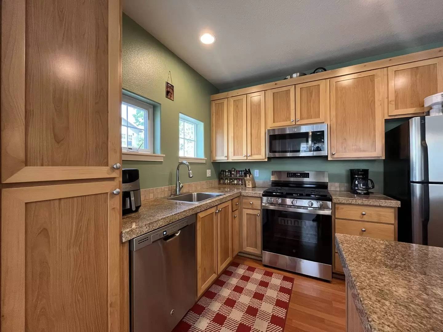 Property Image 6