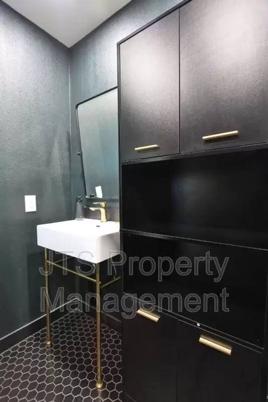 Property Image 71
