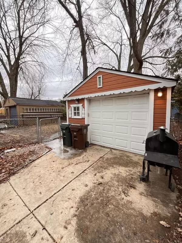 Property Image 37