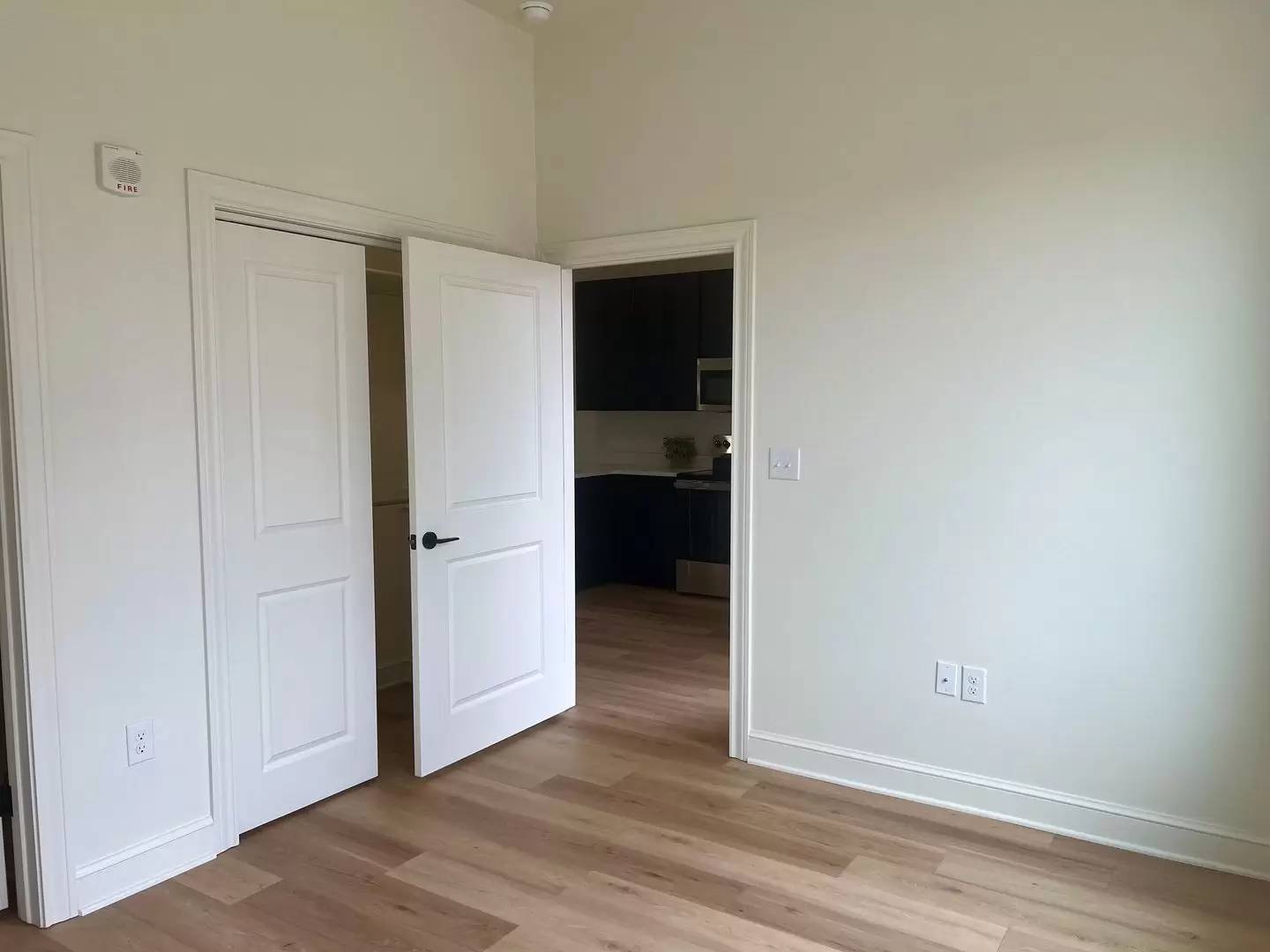 Property Image 100
