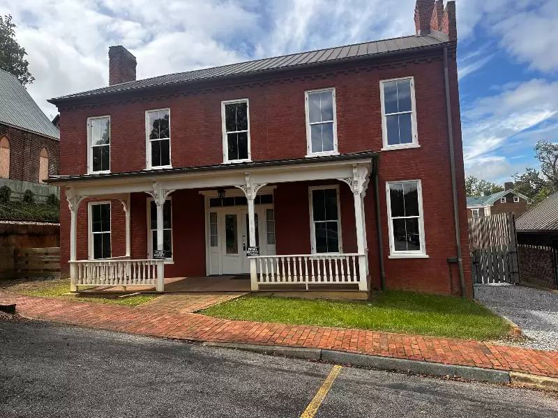 Property Image 1