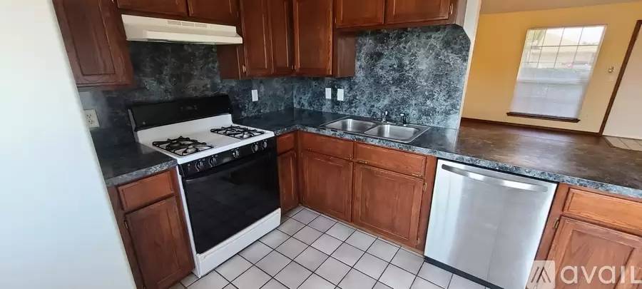 Property Image 6