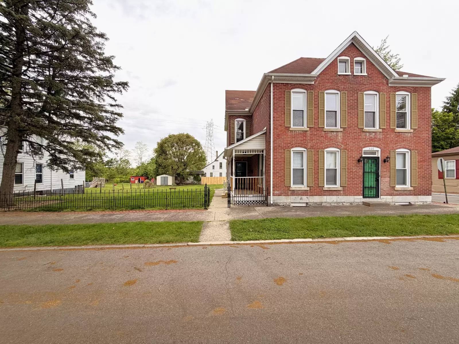 Property Image 1