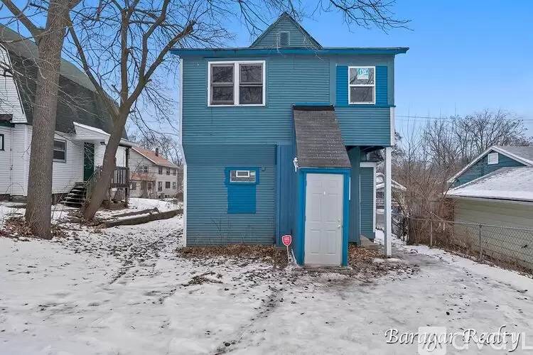 Property Image 8