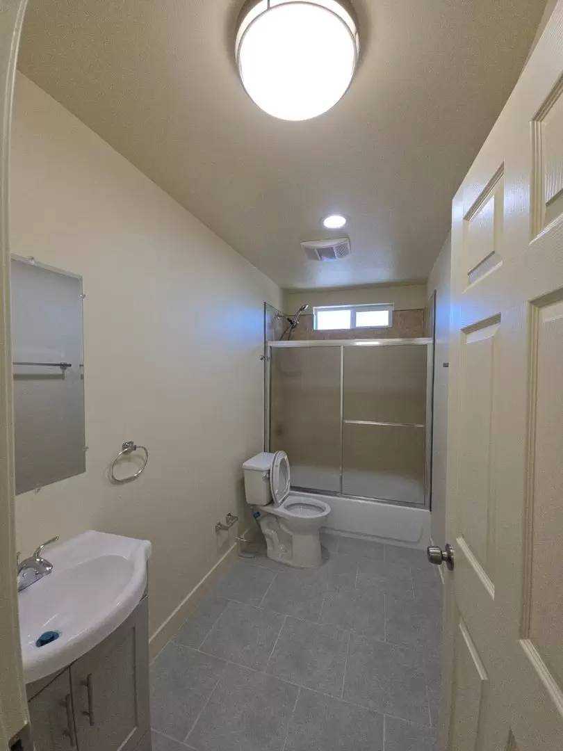 Property Image 128