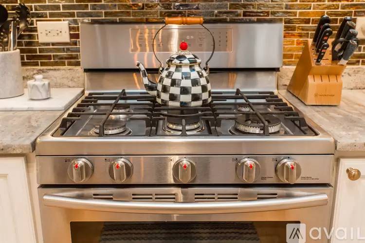Property Image 6