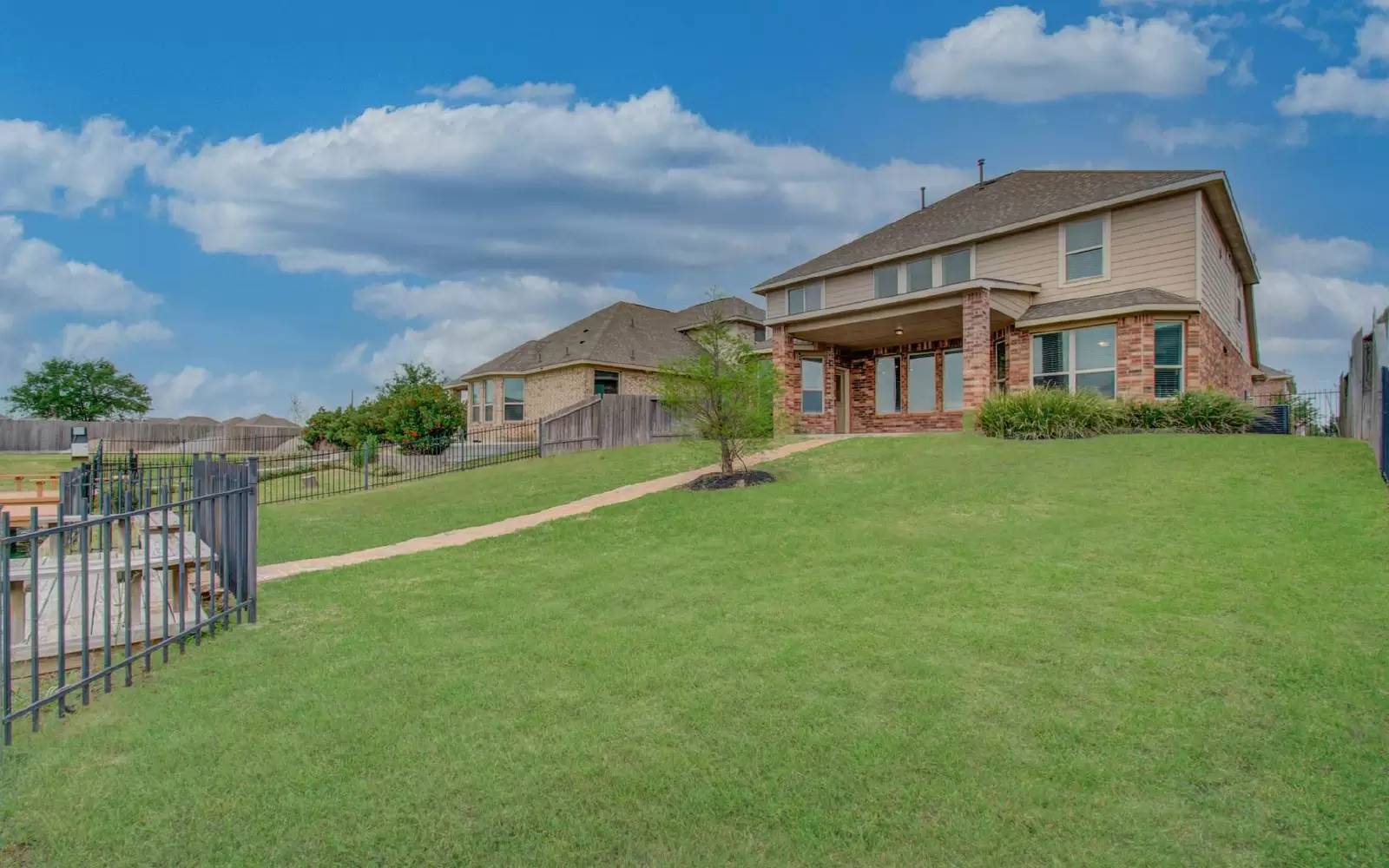 Property Image 40
