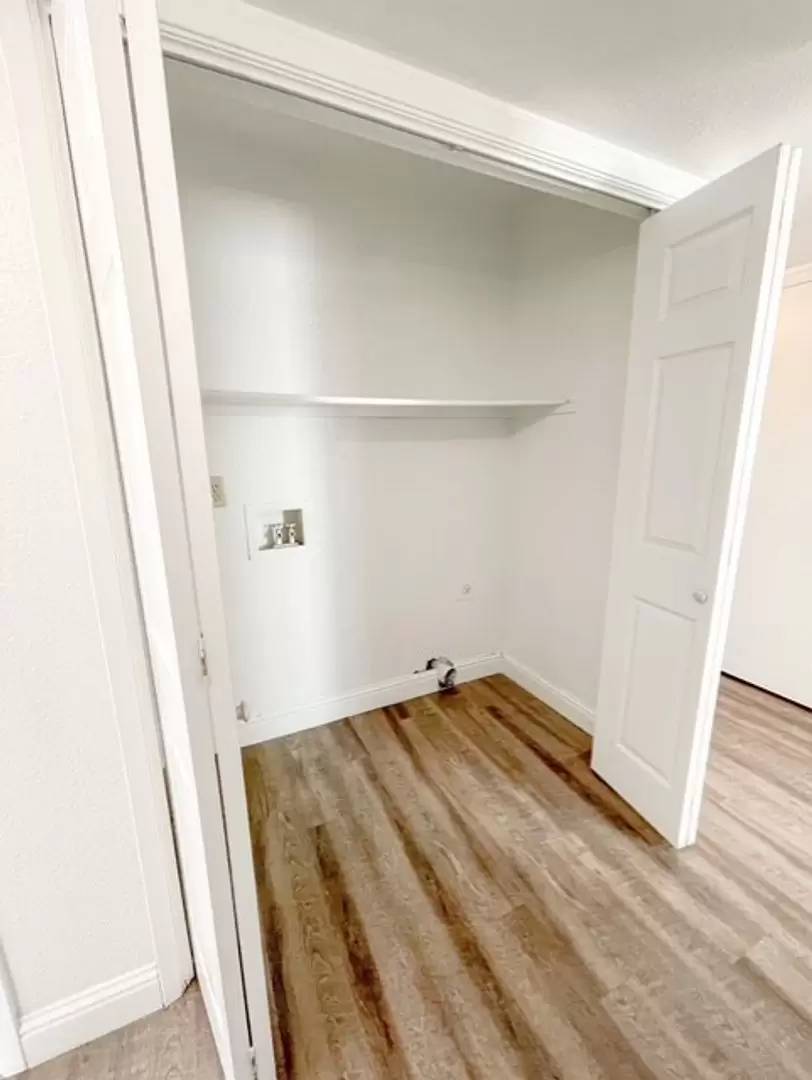 Property Image 101