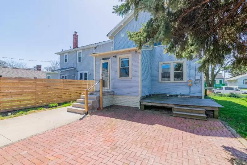 Property Image 6