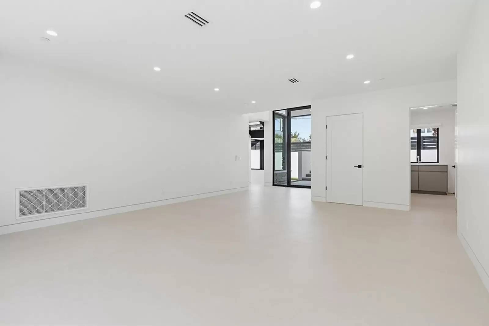Property Image 87