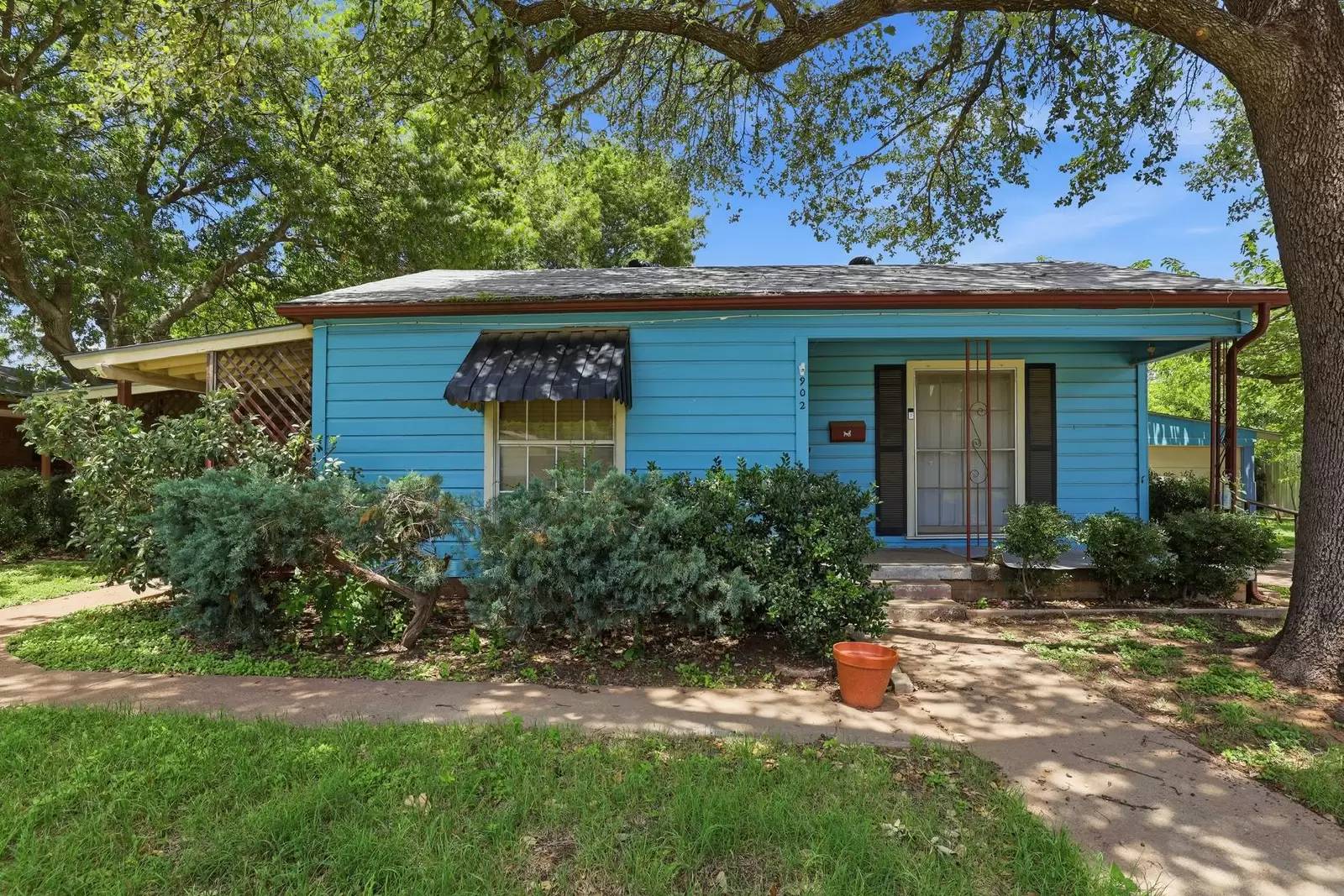 Property Image 1