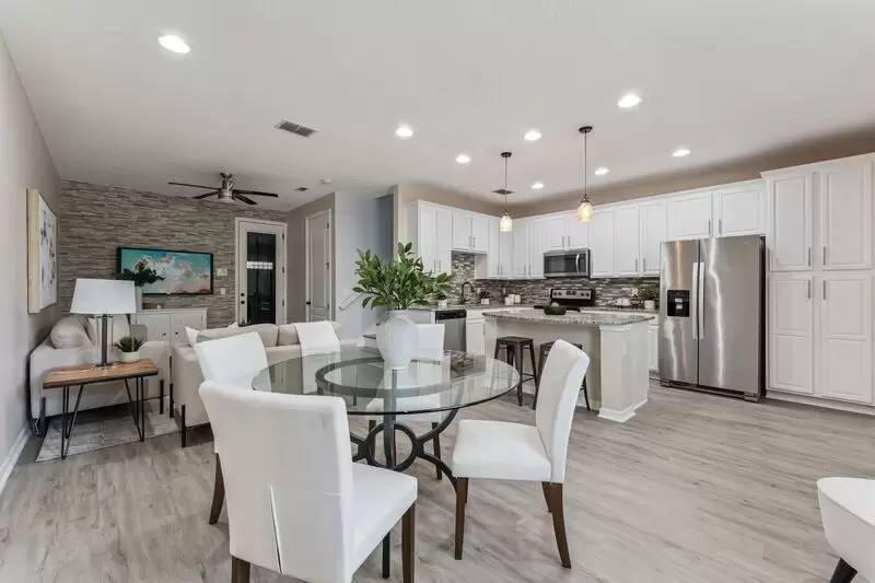 Property Image 80