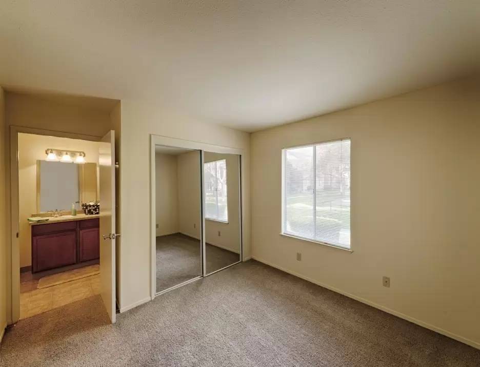 Property Image 103