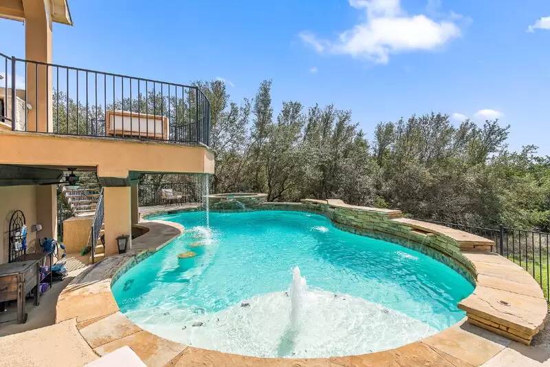 Property Image 78