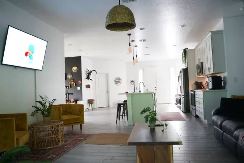 Property Image 6