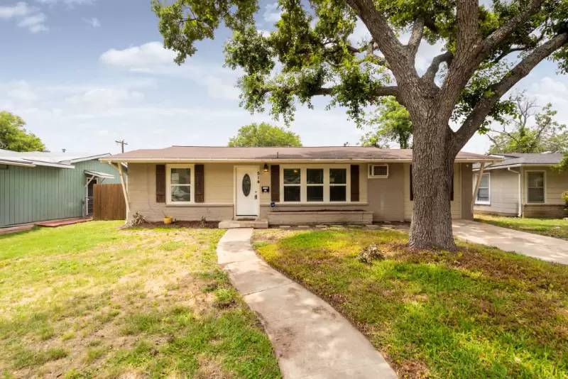 Property Image 1