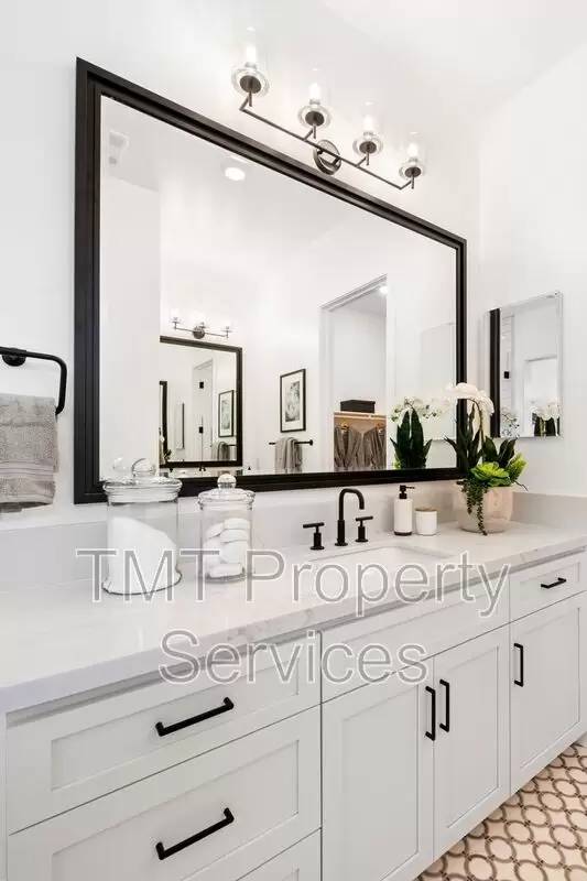 Property Image 72
