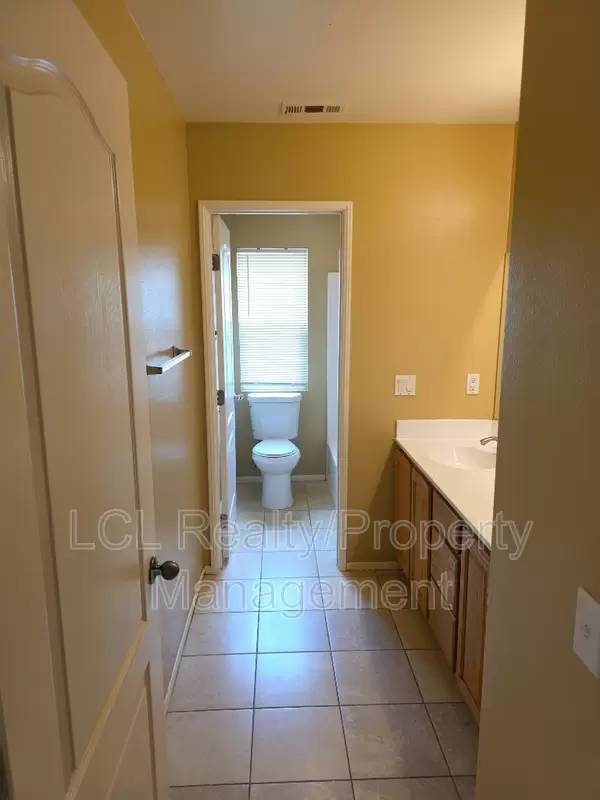 Property Image 64