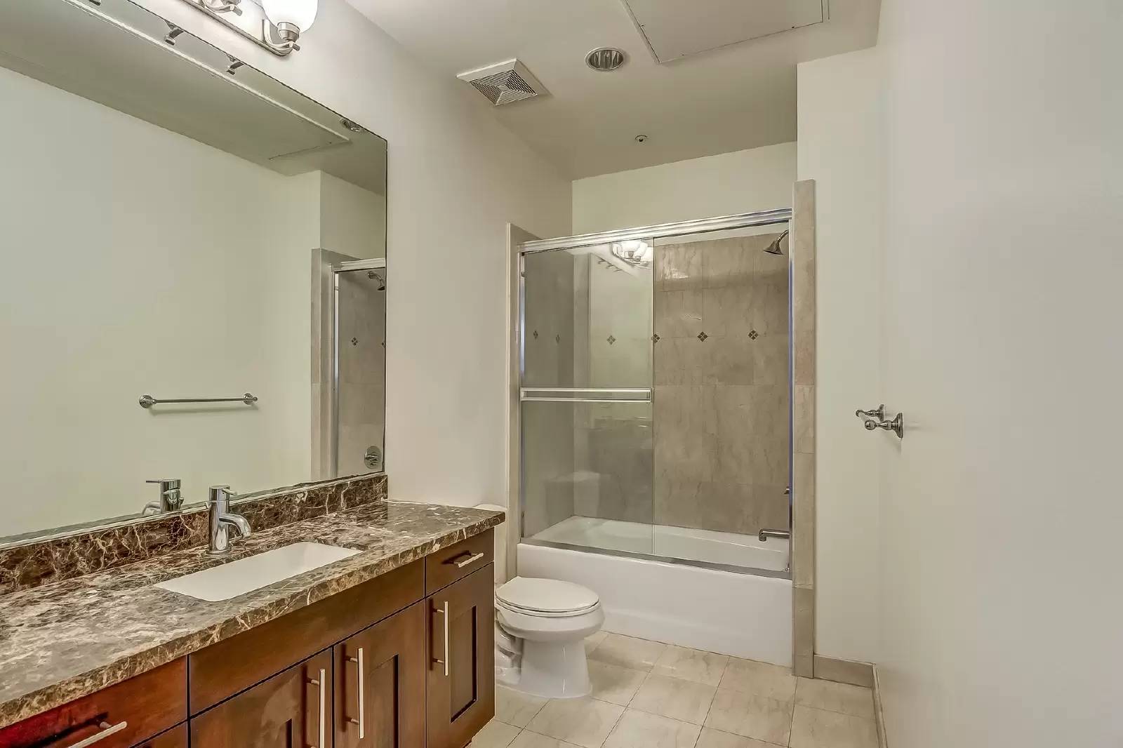 Property Image 100