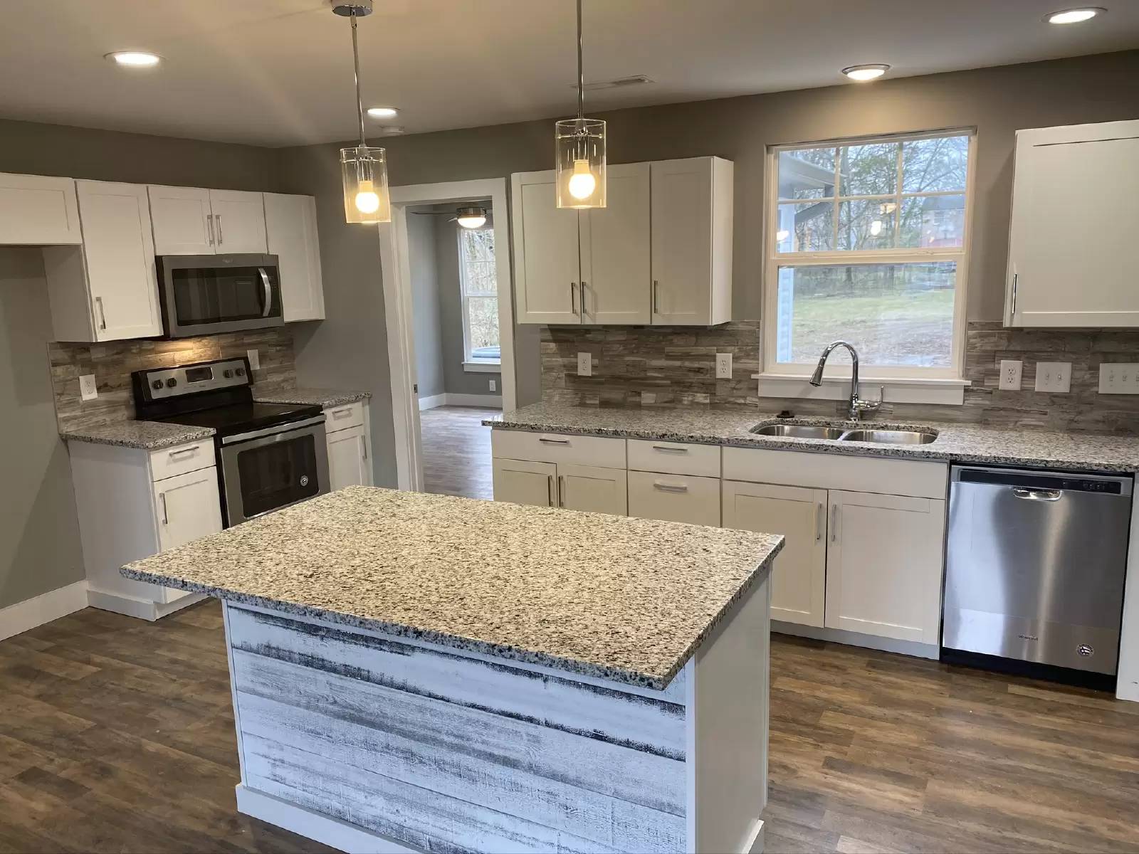 Property Image 6