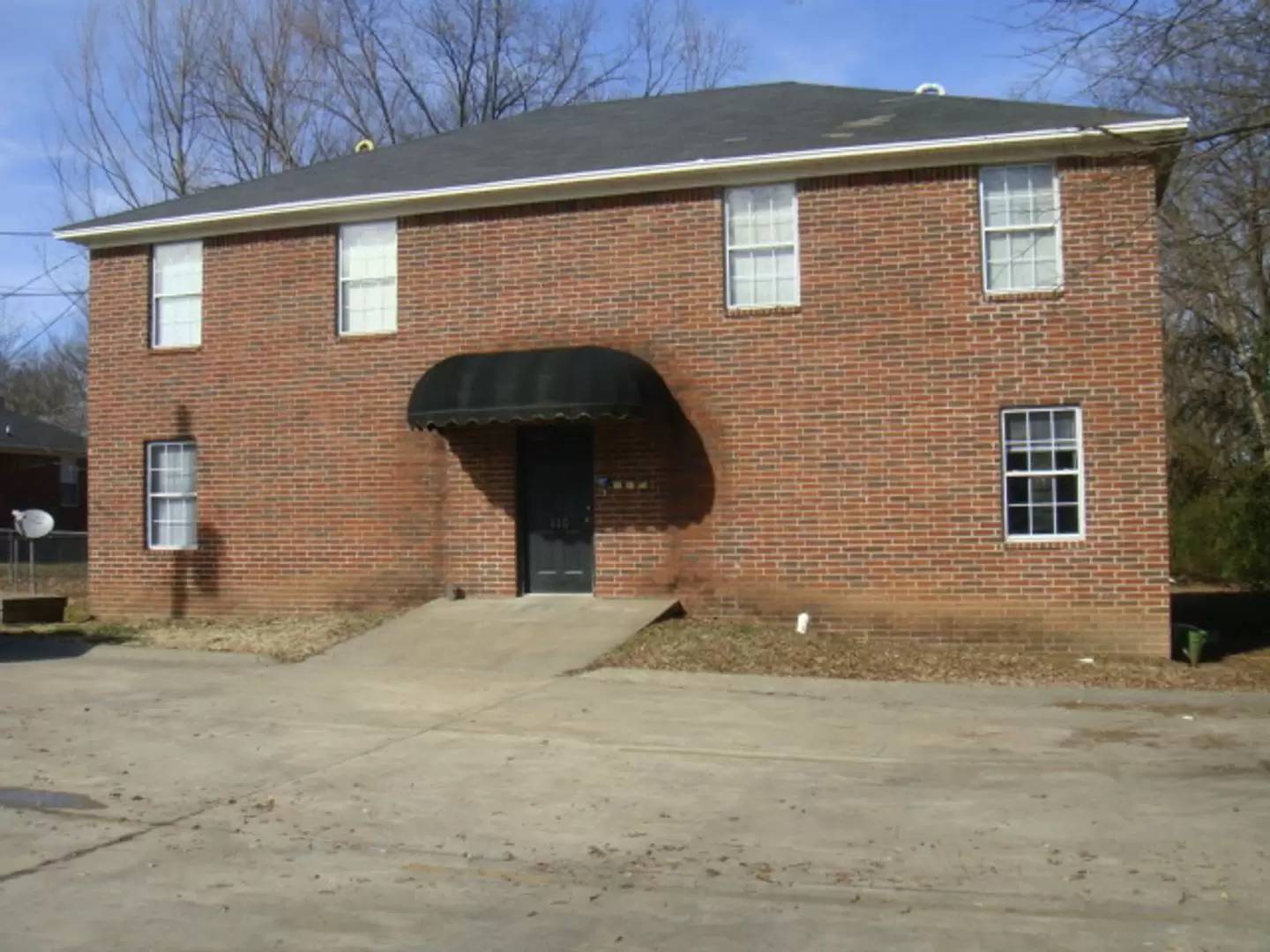 Property Image 1