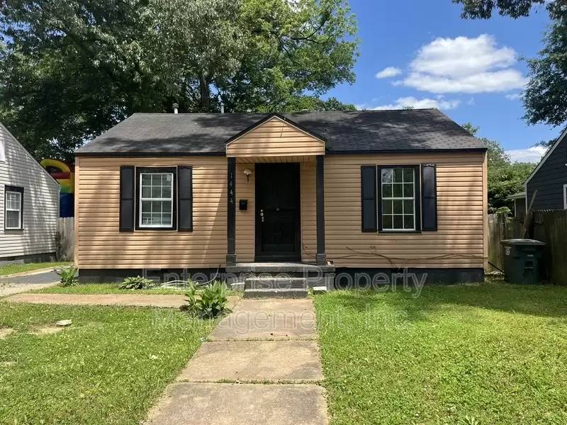 Property Image 1