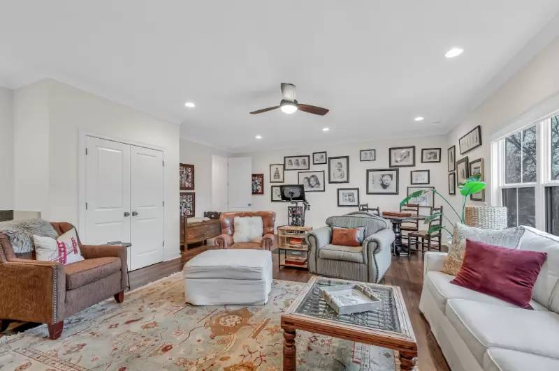 Property Image 52