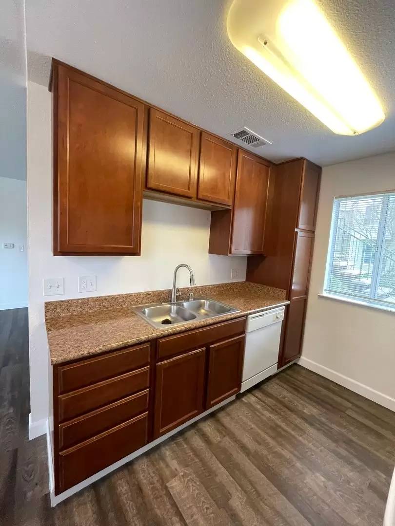 Property Image 102