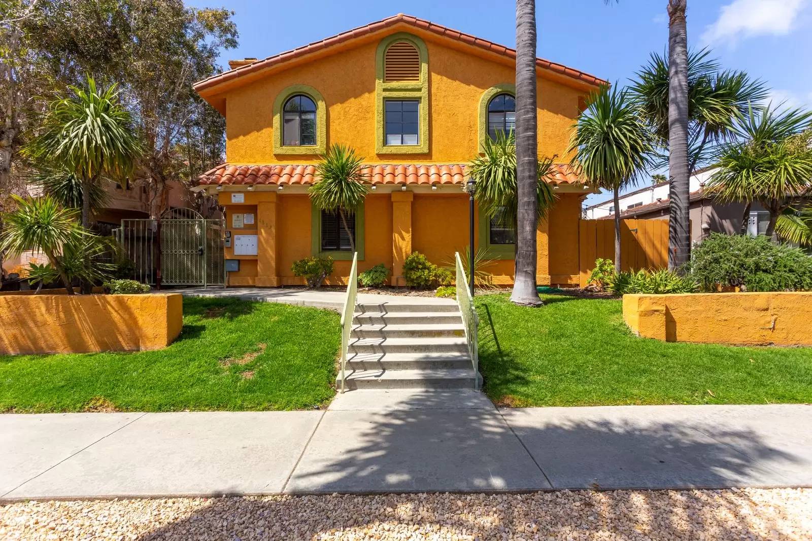 cover background