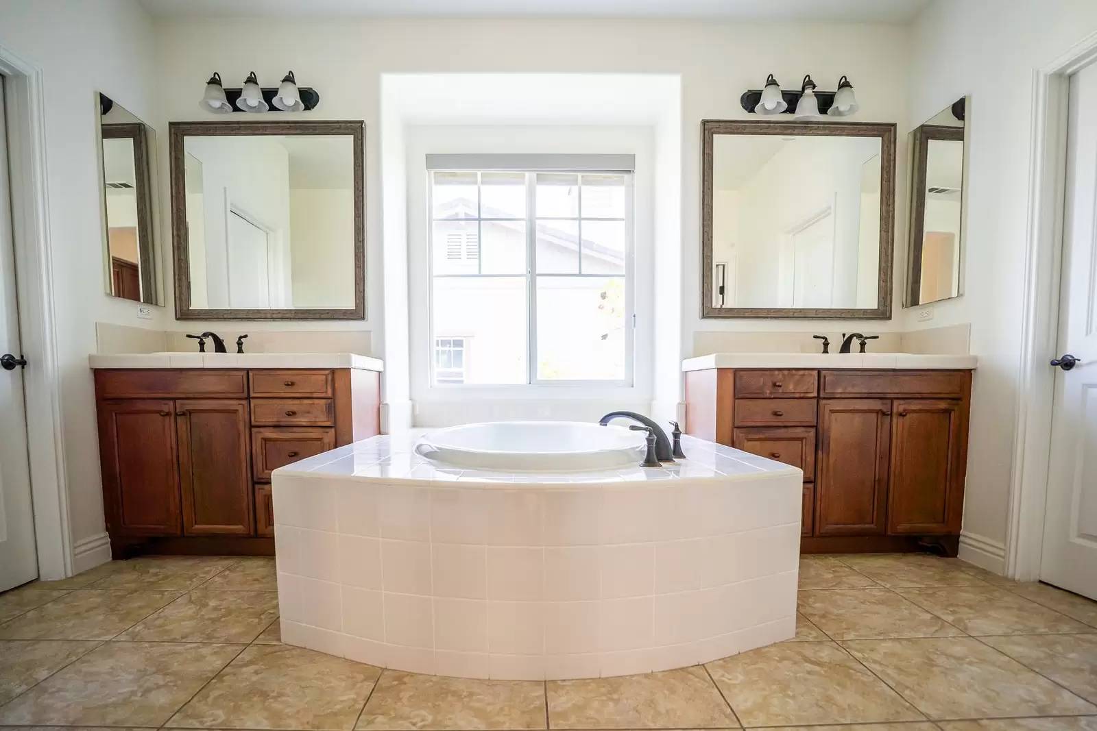 Property Image 76
