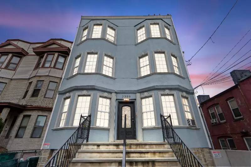 Property Image 1