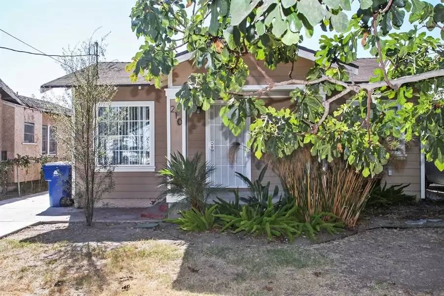 Property Image 3