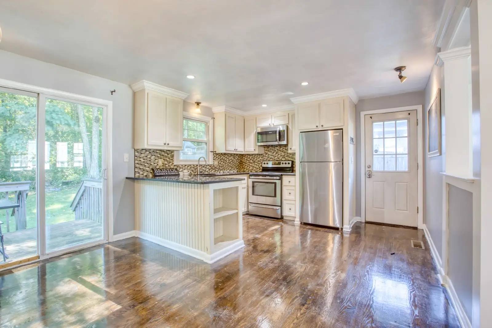 Property Image 8