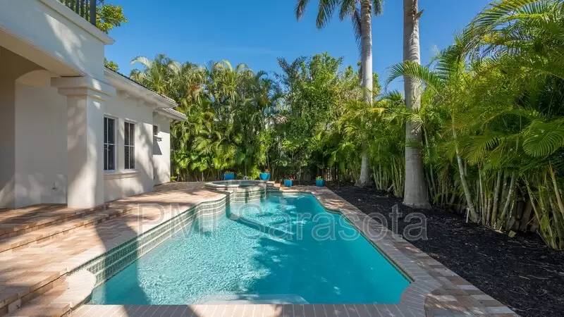Property Image 64