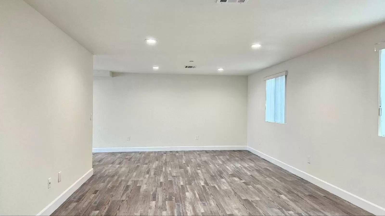 Property Image 112
