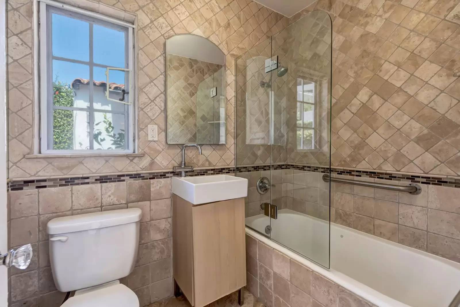 Property Image 81