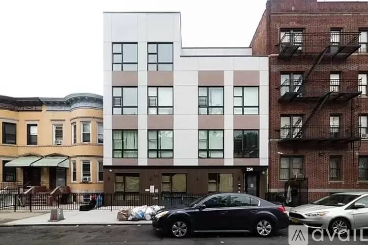 Property Image 9