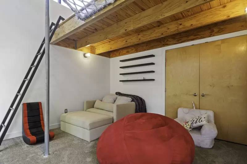 Property Image 42