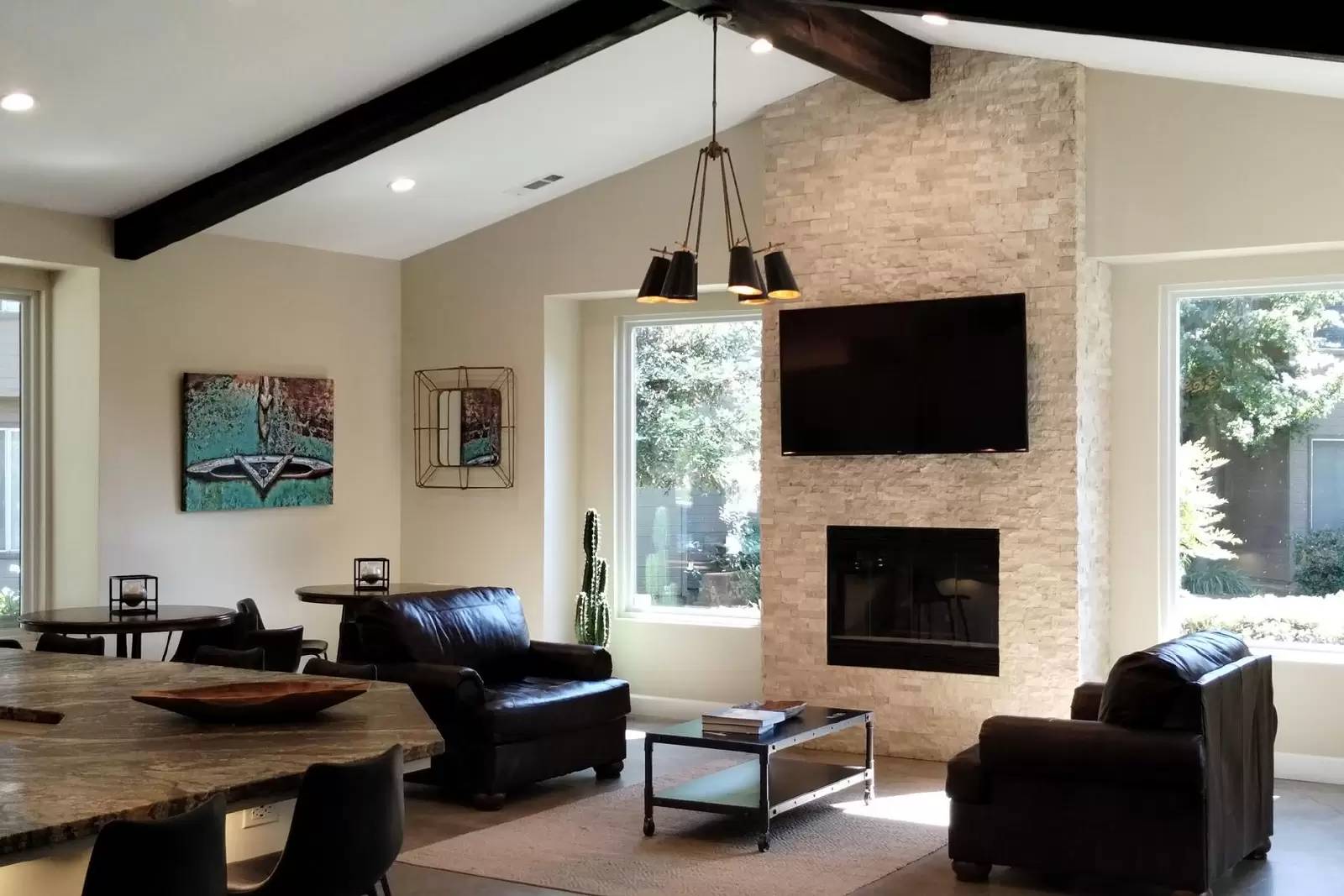 Property Image 101