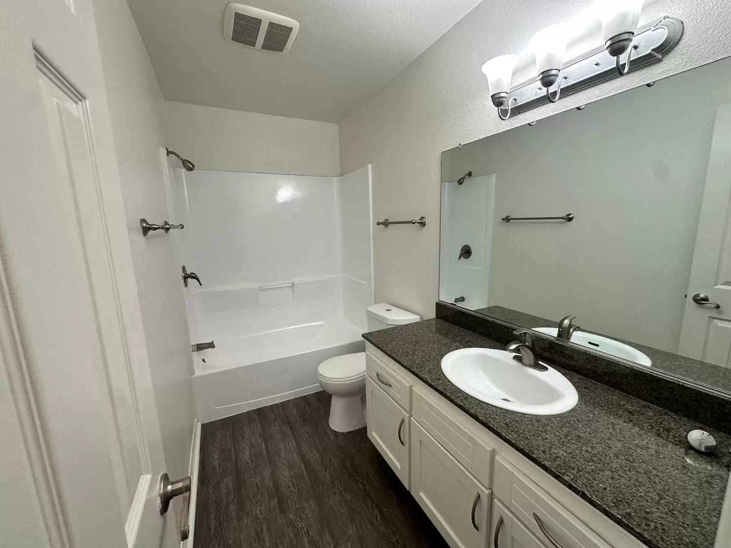 Property Image 112
