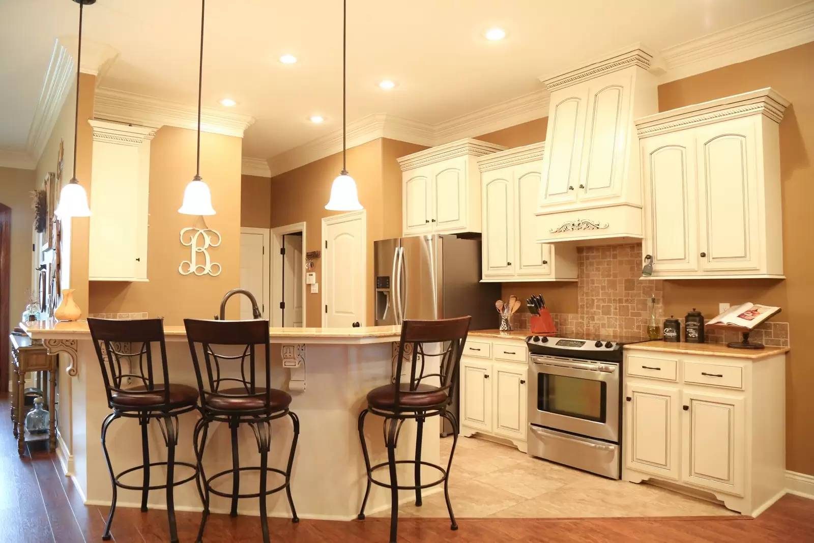 Property Image 4