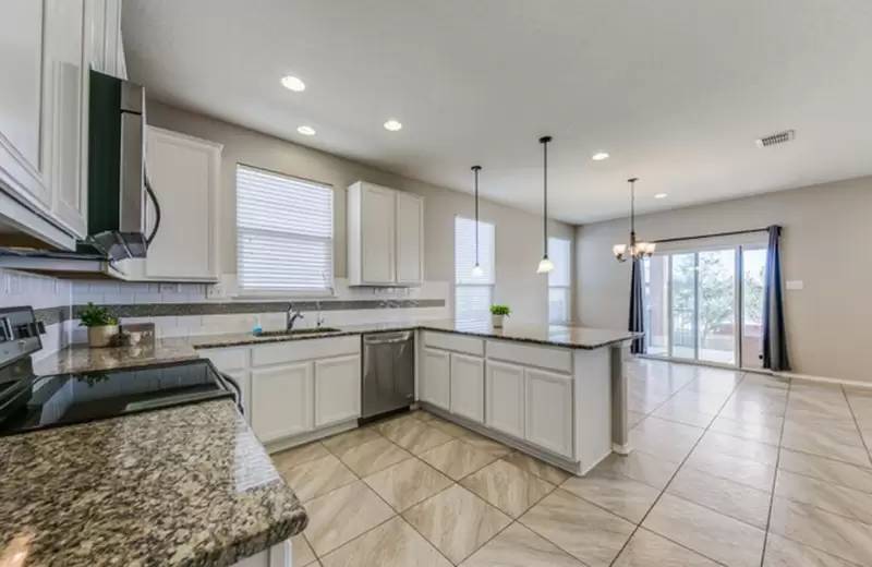Property Image 5
