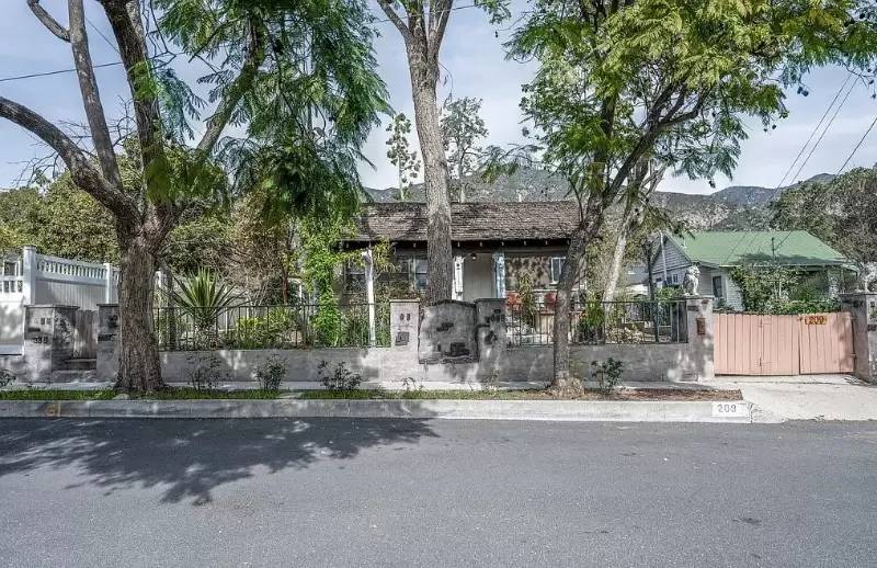 Property Image 1
