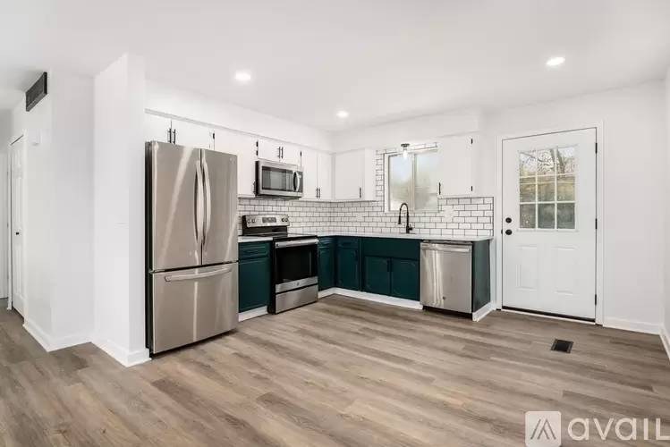 Property Image 6