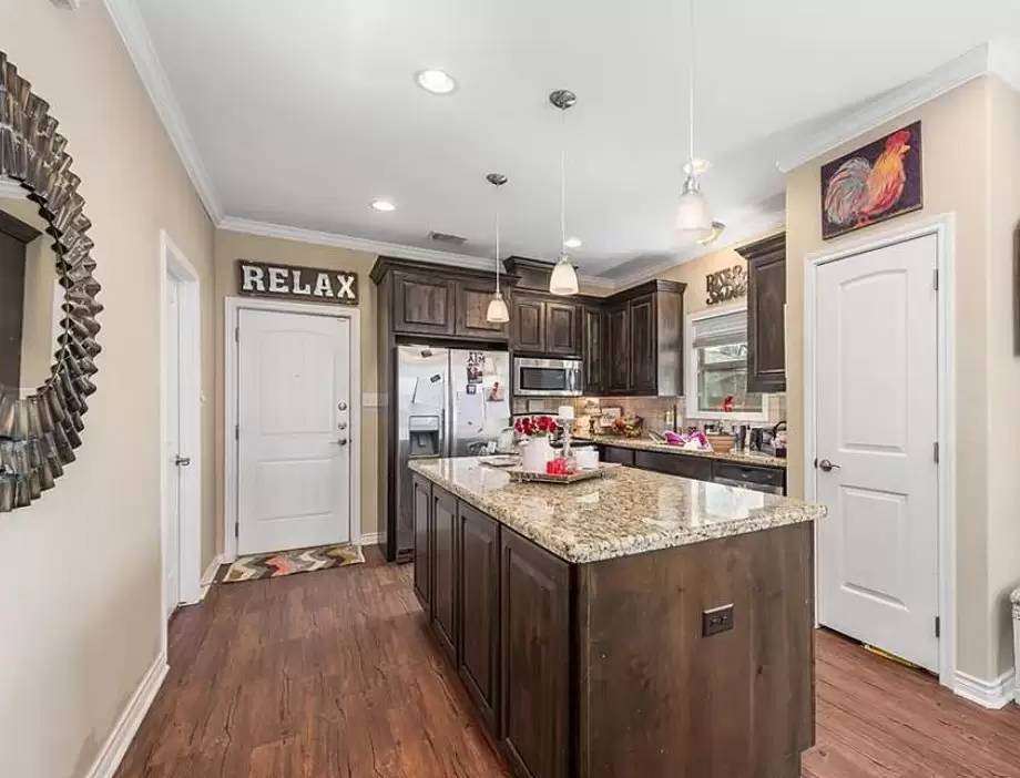 Property Image 5