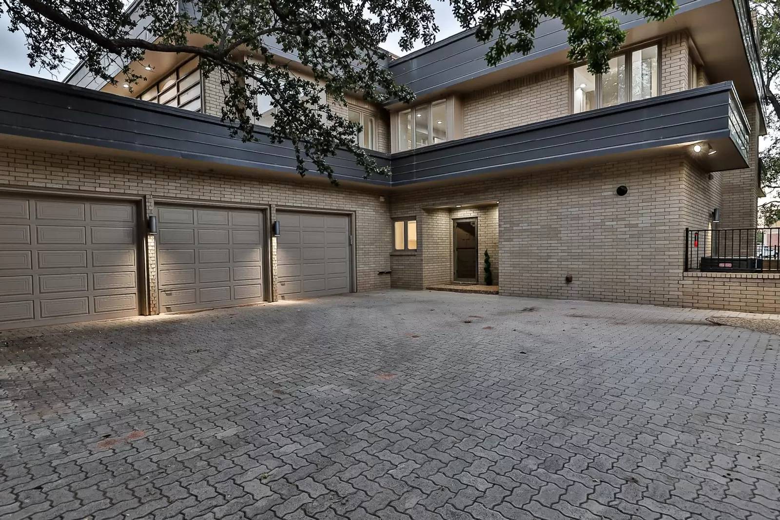 Property Image 75