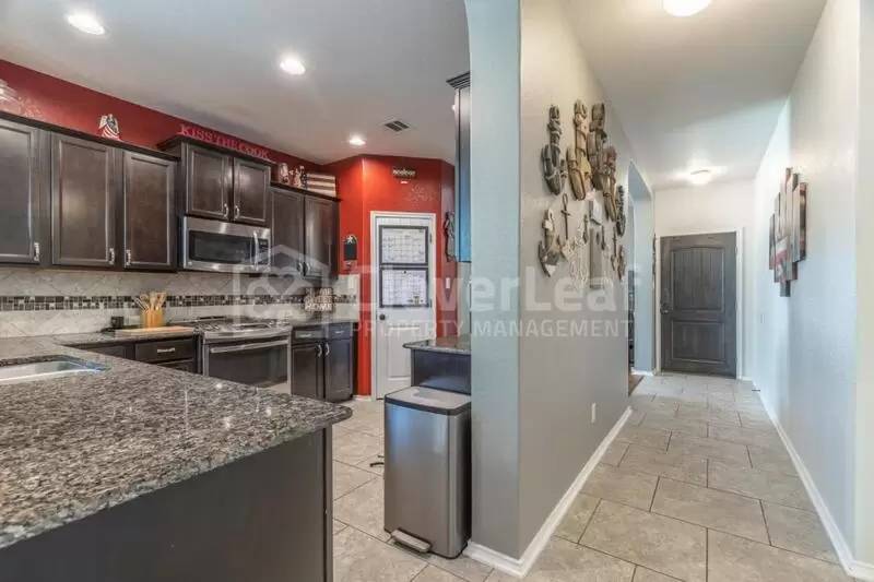 Property Image 6