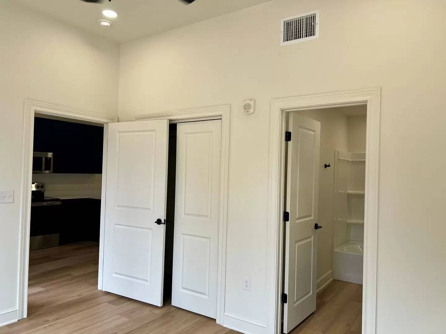 Property Image 136