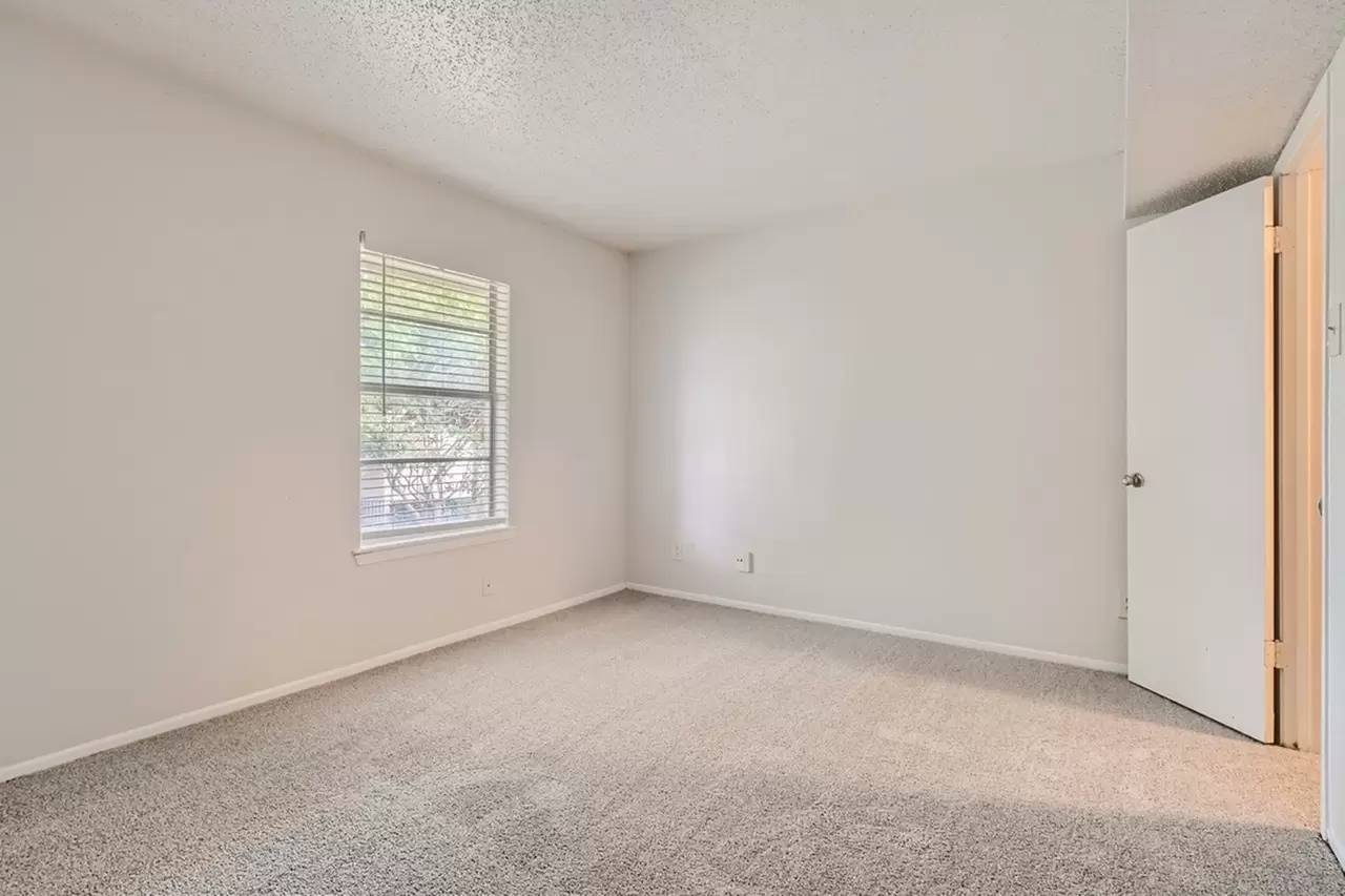 Property Image 115