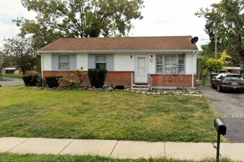 Property Image 1